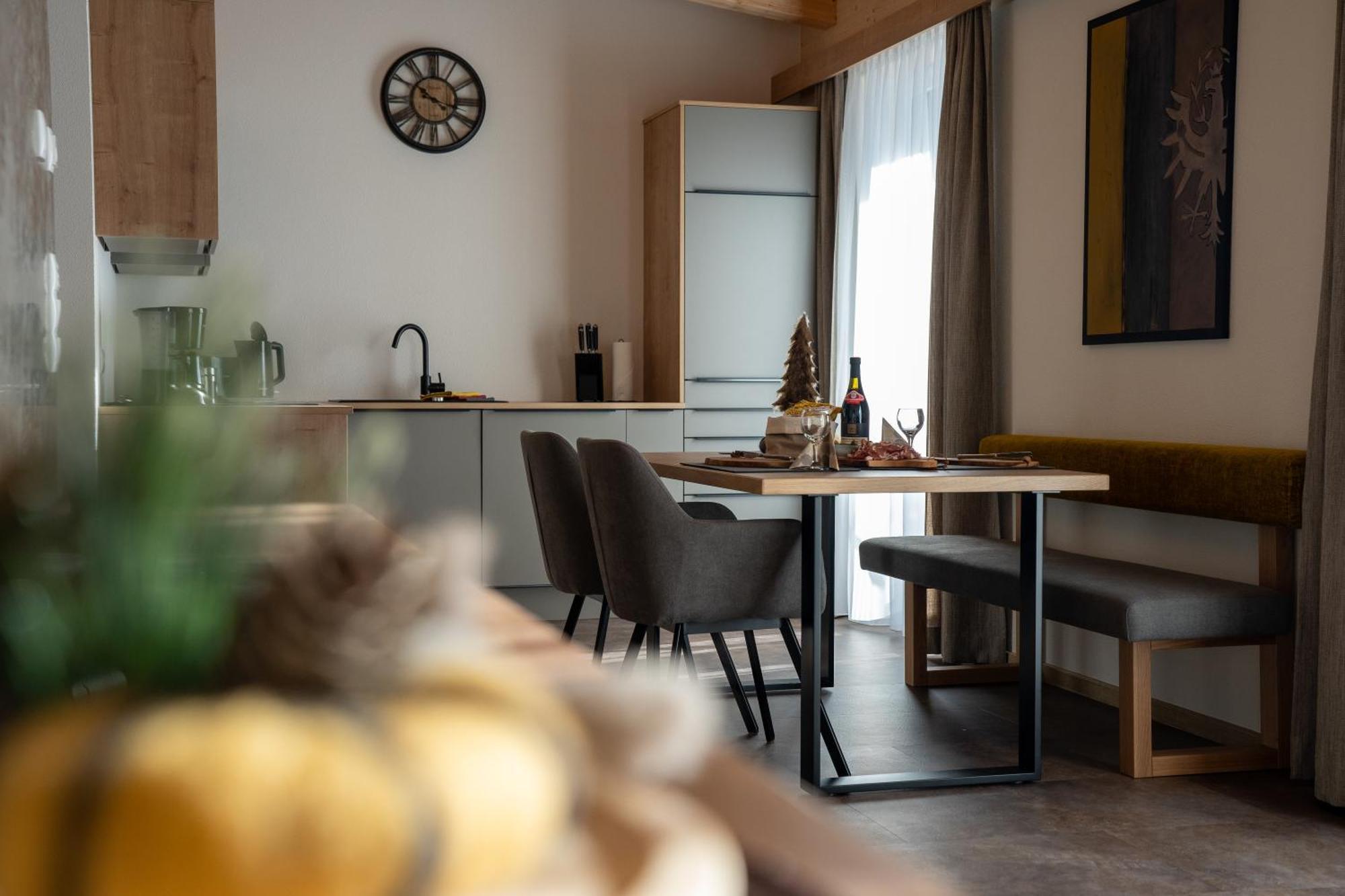 Apart Dorhoam Umhausen Exteriör bild